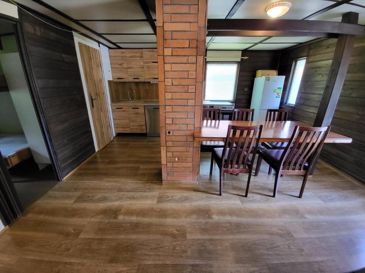 Toska Rekreacni Stredisko Villa ปรอสเชดนี เบชวา ภายนอก รูปภาพ