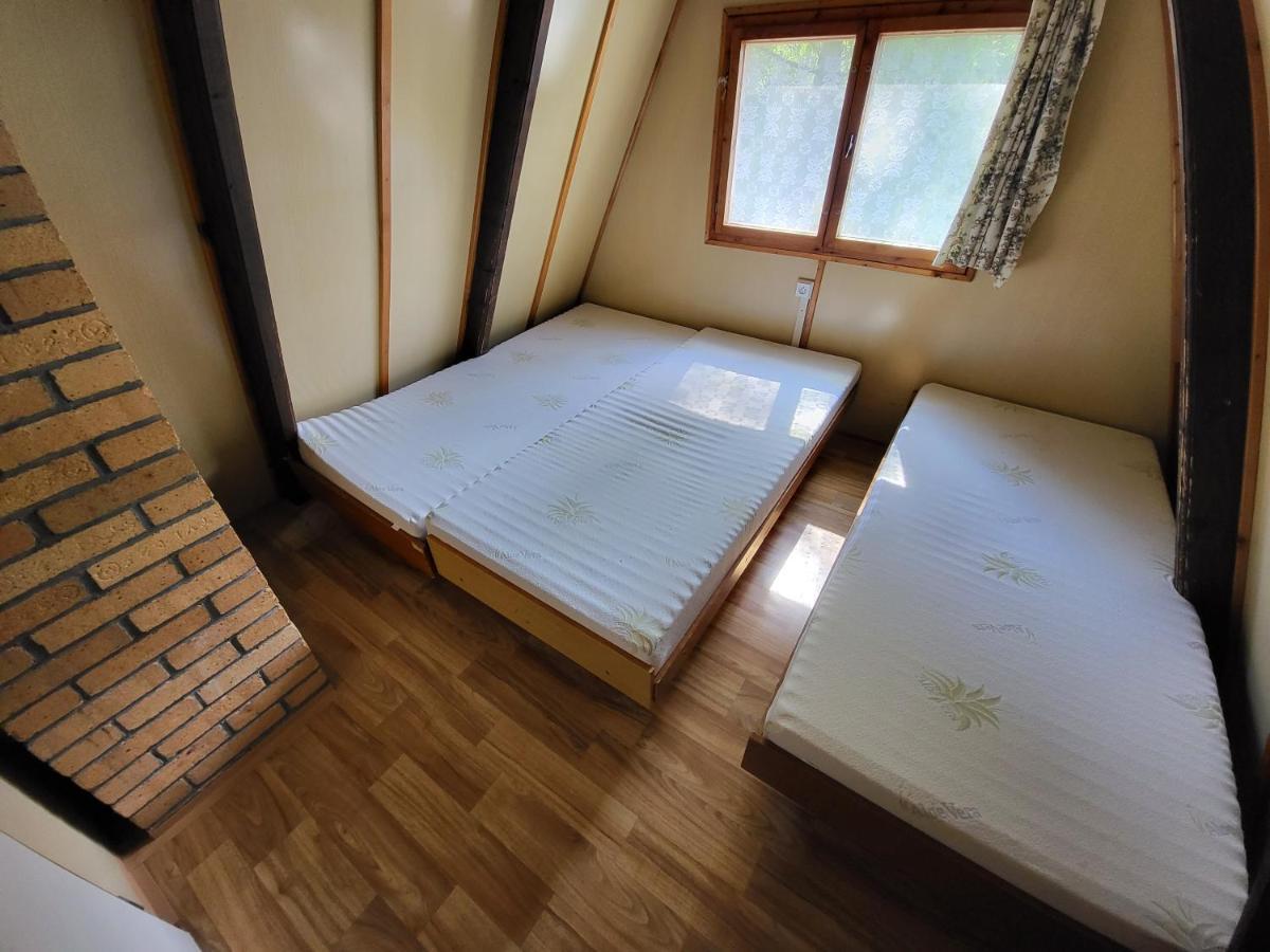 Toska Rekreacni Stredisko Villa ปรอสเชดนี เบชวา ภายนอก รูปภาพ