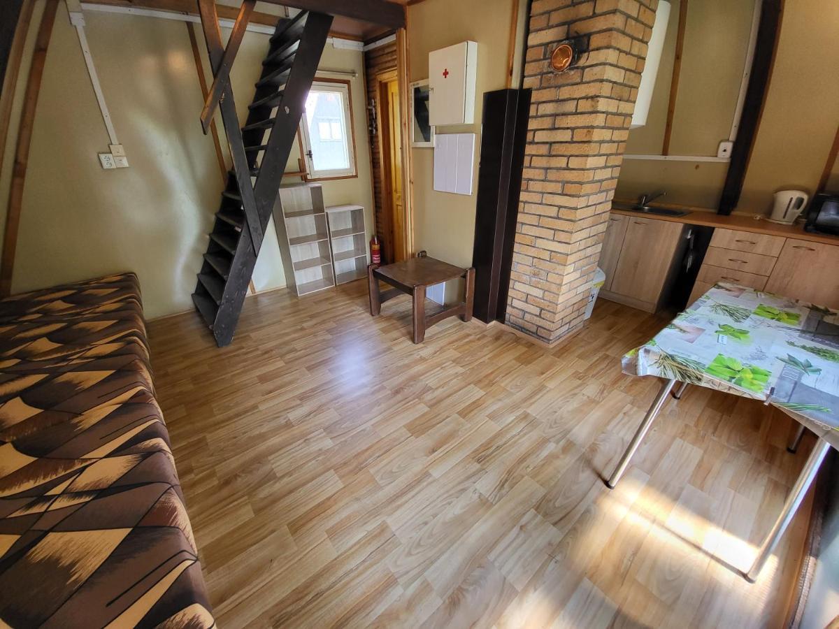 Toska Rekreacni Stredisko Villa ปรอสเชดนี เบชวา ภายนอก รูปภาพ